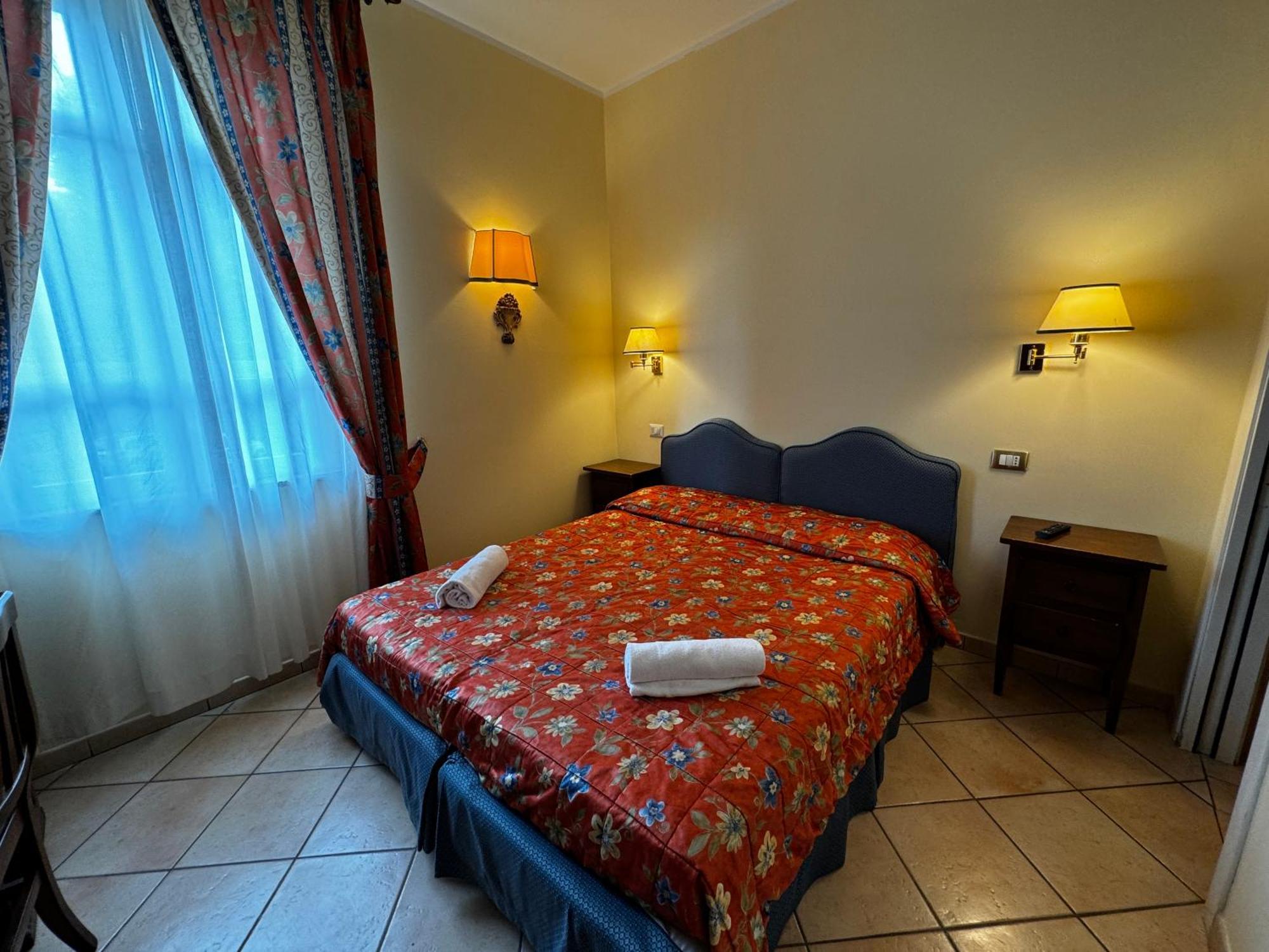 Villa Le Camelie Siena Zewnętrze zdjęcie
