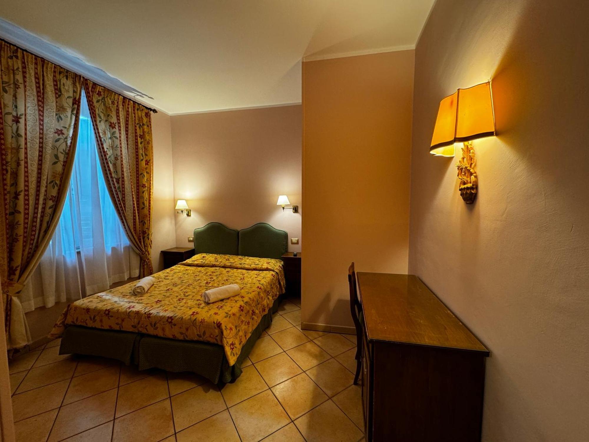 Villa Le Camelie Siena Zewnętrze zdjęcie