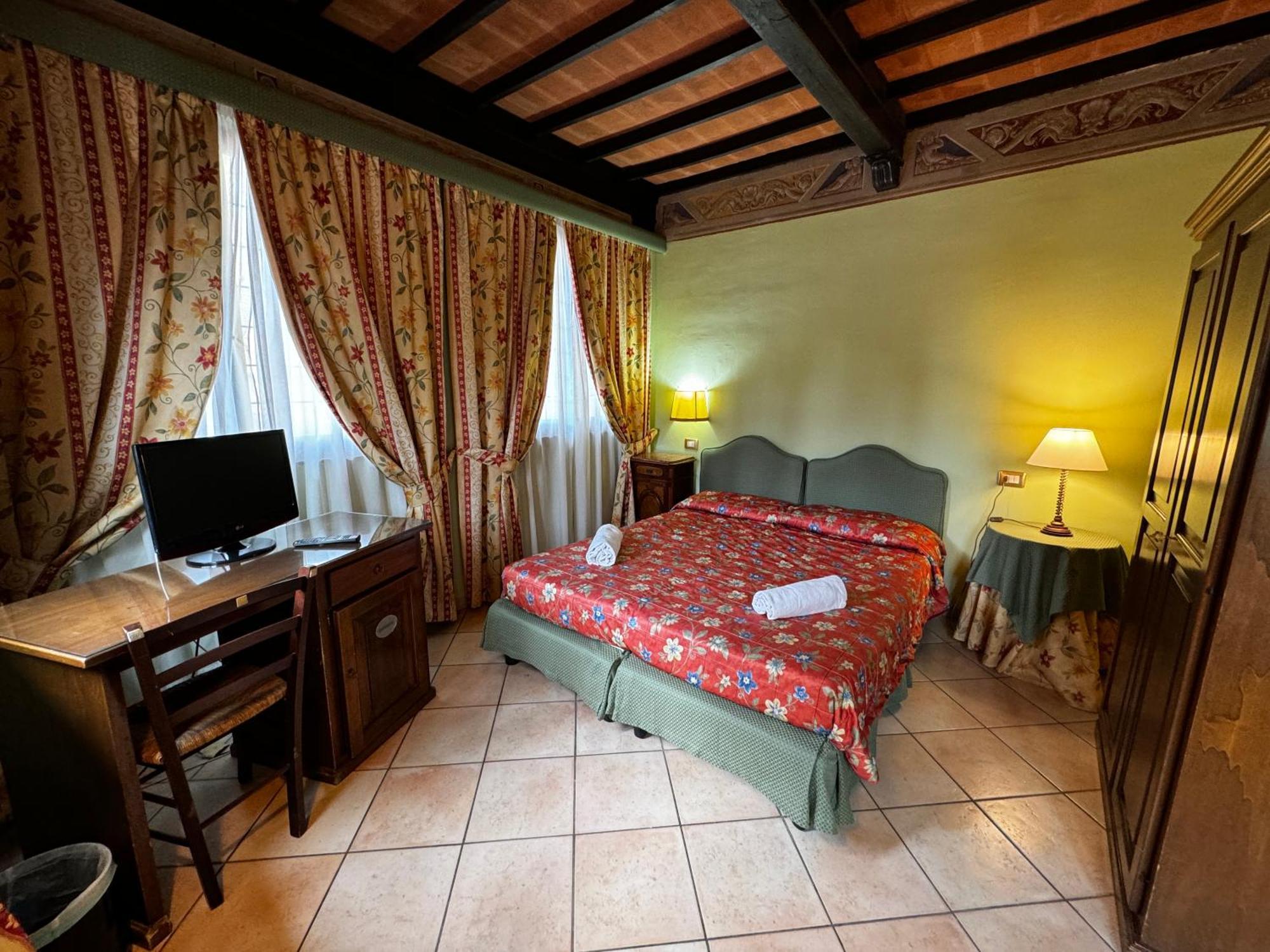 Villa Le Camelie Siena Zewnętrze zdjęcie