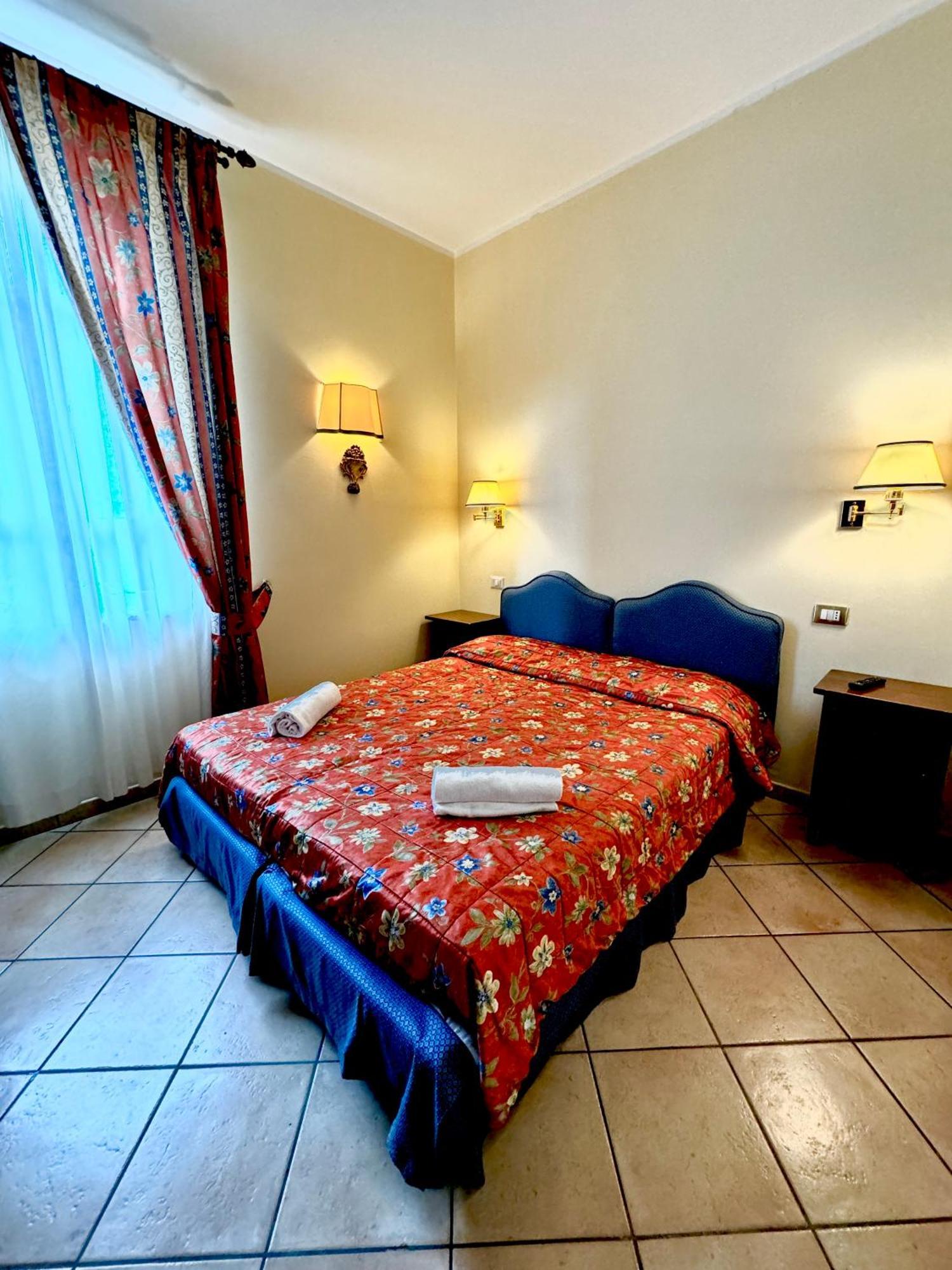 Villa Le Camelie Siena Zewnętrze zdjęcie