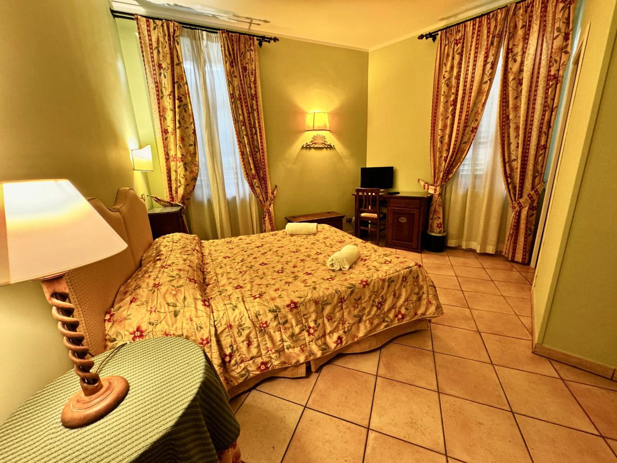 Villa Le Camelie Siena Zewnętrze zdjęcie